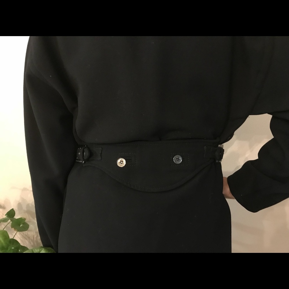 Dolce and Gabbana coat - Picture 2 of 13